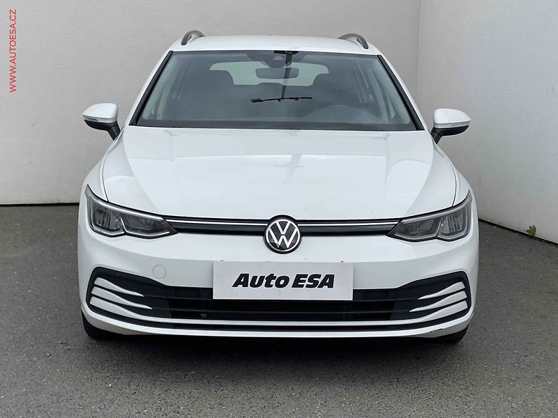Volkswagen Golf (2022) 2.0 TDi, ČR, Life, LED - fotka 2 z 19