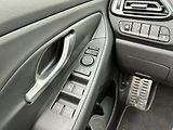 Hyundai i30 1.5 T-GDI 103kW DCT N-Line - náhled 13