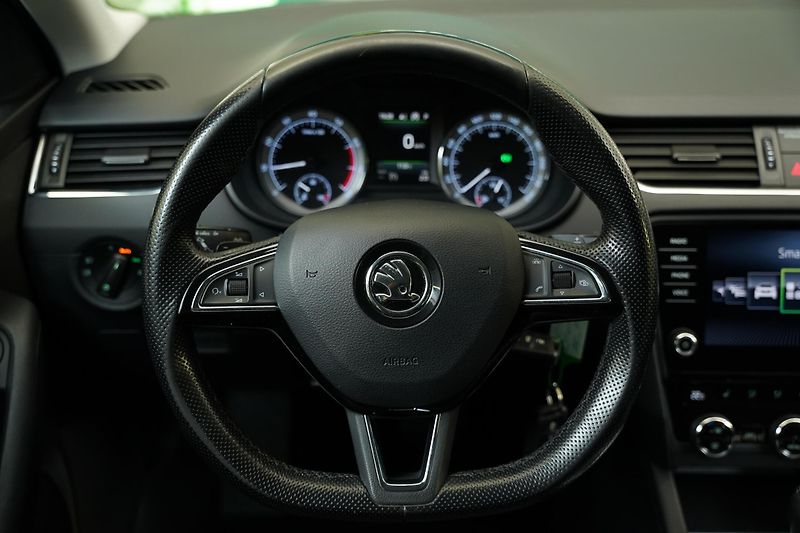 Škoda Octavia - fotka 17 z 25