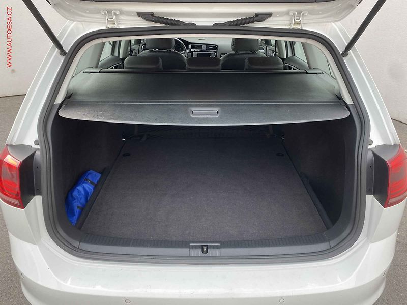 Volkswagen Golf (2014) 1.4 TGi, ČR, Highline, DSG - fotka 7 z 16