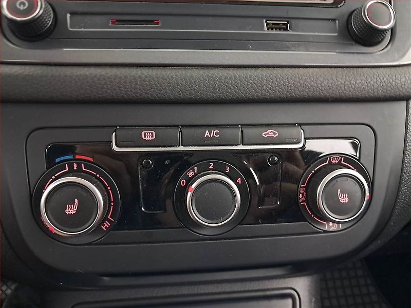 Volkswagen Tiguan (2013) 2.0 TDI, 4X4, Automat - fotka 18 z 18