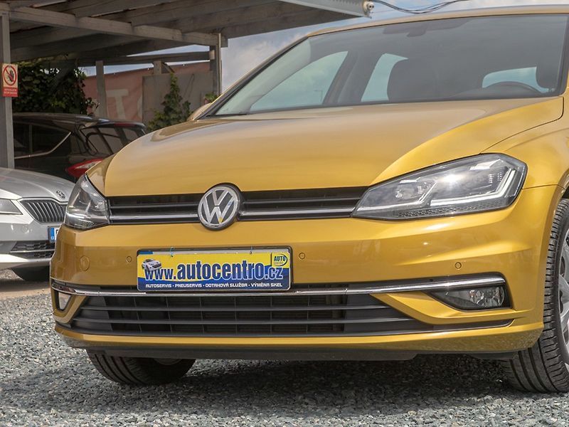 Volkswagen Golf (2018) ČR 1.0TSI 81KW – BARVA - fotka 9 z 52