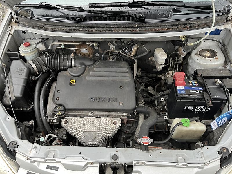 Suzuki Liana (2004) PĚKNÝ STAV - fotka 23 z 25