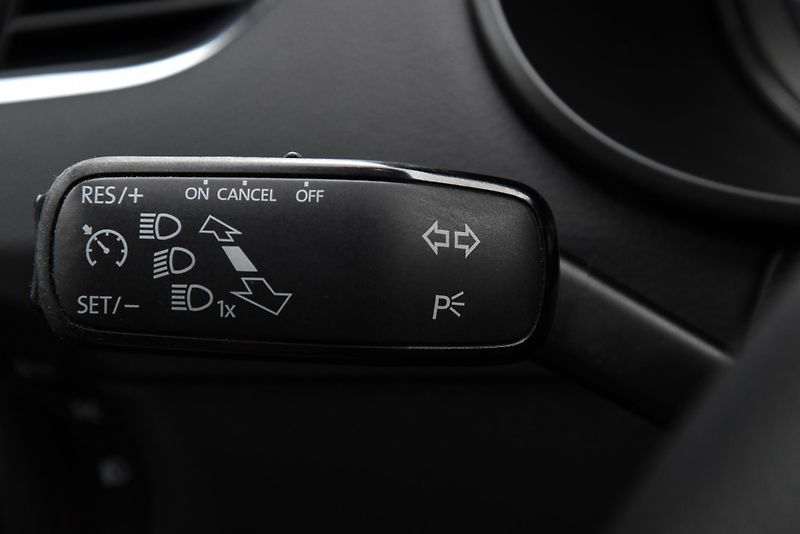 Škoda Octavia 1.4 TSi G-TEC STYLE, NAVI, LED - fotka 13 z 48