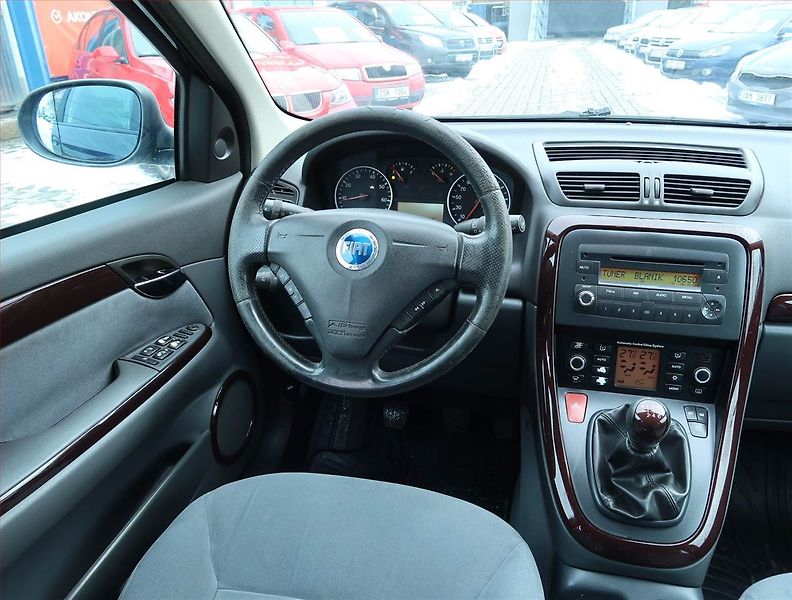 Fiat Croma (2006) 1.9 Multijet, po STK, Klima - fotka 7 z 15