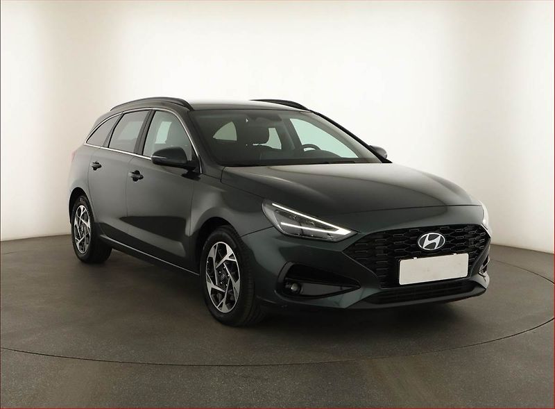 Hyundai i30 (2025) Style 1.0 T-GDI - fotka 1 z 16