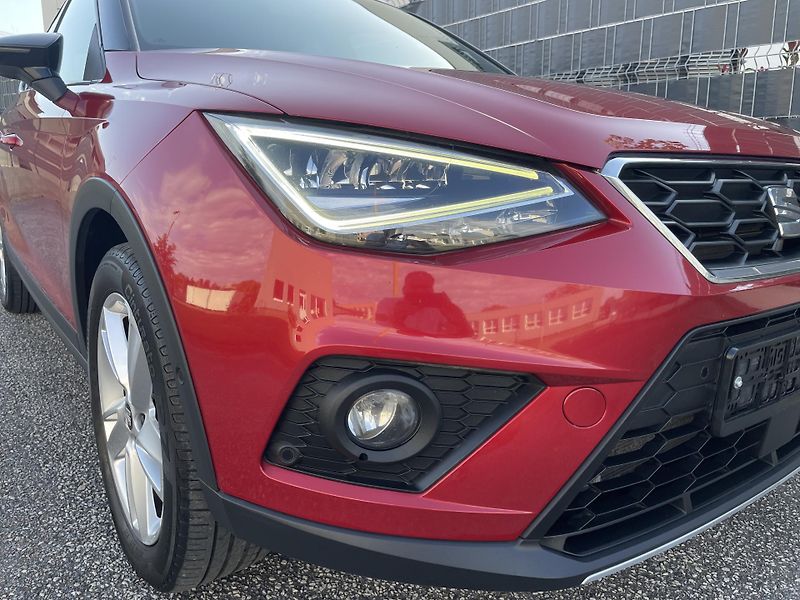 Seat Arona (2020) 1.5 TSI 110 kW FR - fotka 33 z 35