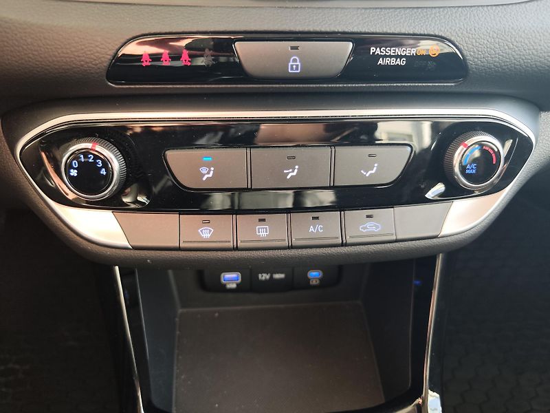 Hyundai i30 (2025) 1.5i 71kW MT Comfort - fotka 16 z 21