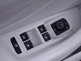 Volkswagen Passat 2,0 TDI CZ Elegance Kůže DPH - náhled 15
