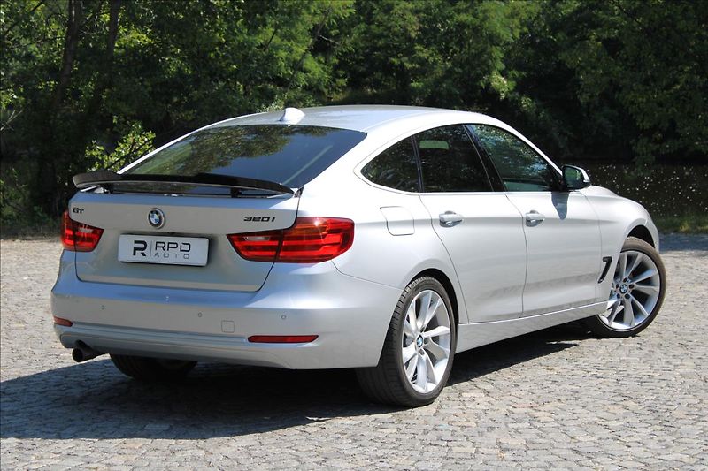 BMW Řada 3 320i GT / xDrive / HUD / 360° - fotka 2 z 49