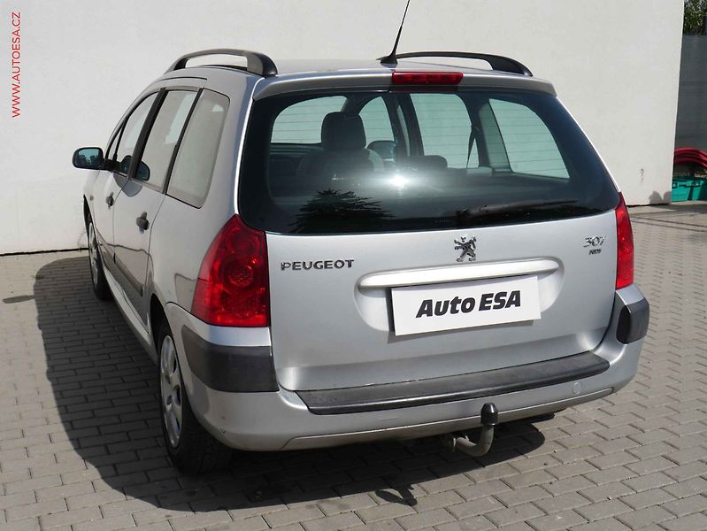 Peugeot 307 (2006) 1.6 HDI, AC, tažné - fotka 6 z 16