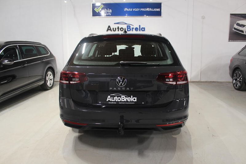 Volkswagen Passat (2021) 2.0TDI DSG Model 2022 - fotka 10 z 35