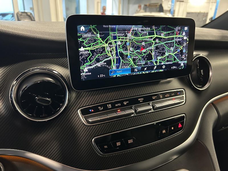 Mercedes-Benz Třídy V (2021) 300d AMG L 4Matic LED 360° NAV - fotka 10 z 31