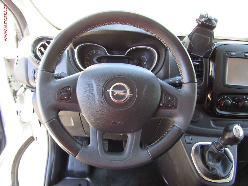 Opel Vivaro (2018) 1.6CDTi L2 9míst, 1.maj,ČR - fotka 20 z 23