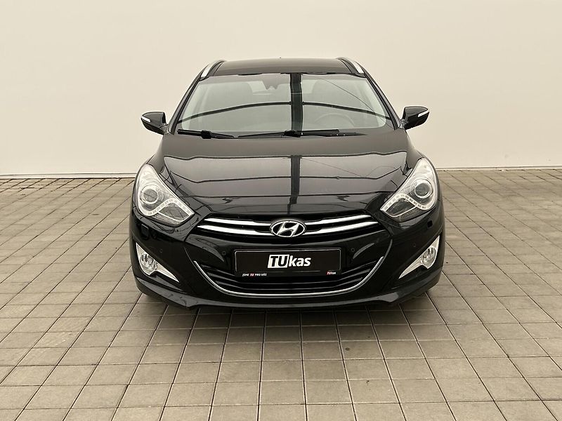 Hyundai i40 2.0 GDI Experience - fotka 8 z 28
