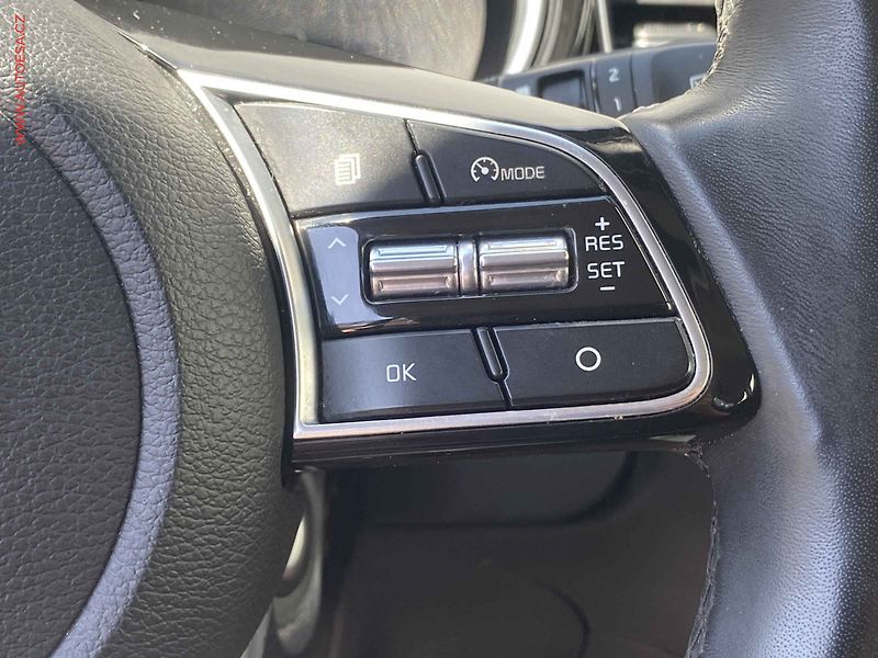 Kia Ceed (2019) 1.4 T-GDi, Vision, navi - fotka 14 z 18