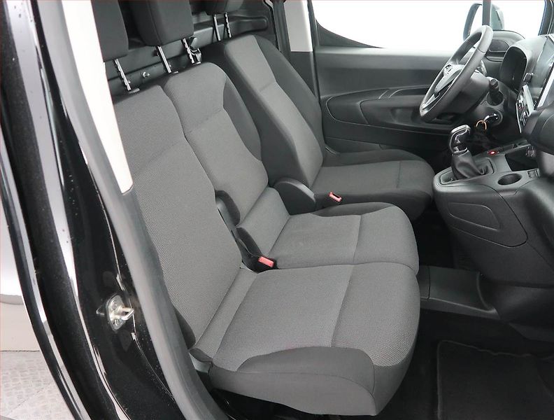 Opel Combo (2020) 1.5 CDTI, 3Místa, DPH - fotka 9 z 17