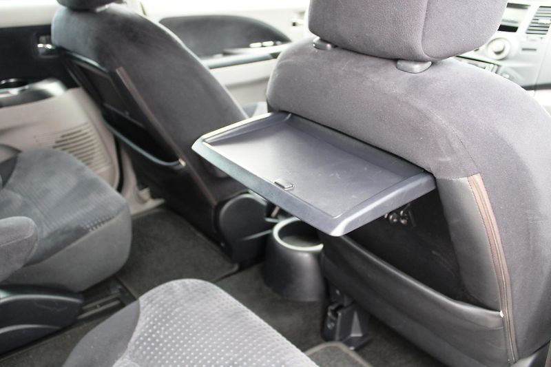 Mitsubishi Grandis (2007) 2.0TDI KLIMA EL.OKNA 7MÍST ALU - fotka 14 z 19