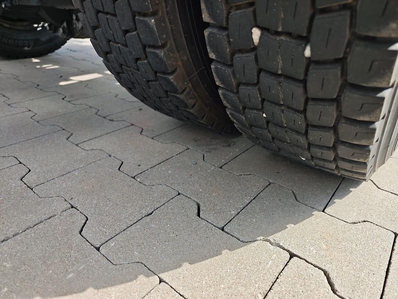 MAN TGL 12.220 NOVÝ 8t hákový nosič  - fotka 22 z 26