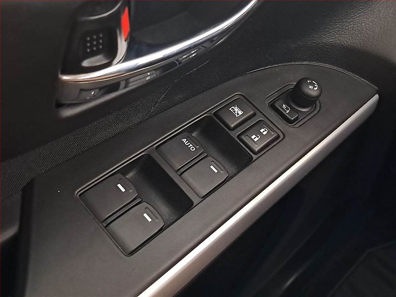 Suzuki SX4 S-Cross (2017) Premium 1.0 BoosterJet, 4X4 - fotka 16 z 18