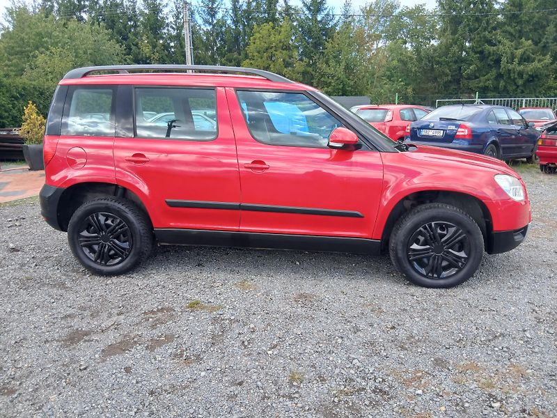 Škoda Yeti TSI, 4x4, nová STK - fotka 7 z 35