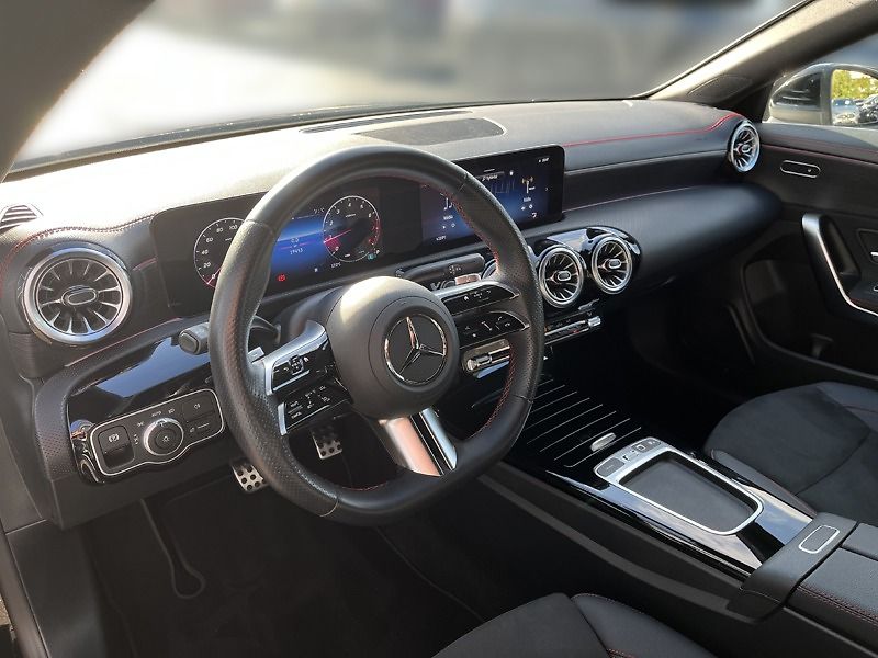 Mercedes-Benz CLA Shooting Brake 200 Shooting Br - fotka 10 z 18