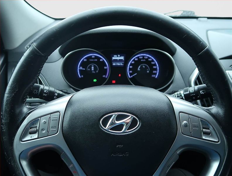 Hyundai ix35 (2011) 1.7 CRDi, Tempomat - fotka 15 z 16