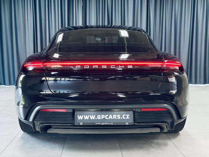 Porsche Taycan (2020) Turbo S*KERAMIKY*CARBON*BURME* - fotka 7 z 35