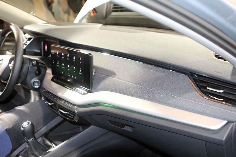 Škoda Octavia IV vypadá výrazně hodnotněji než předchůdce
