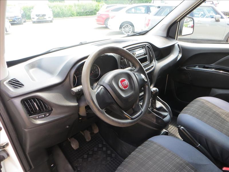 Fiat Dobló cargo 1,3 MTJ 70kW L1H1 Base - fotka 17 z 17