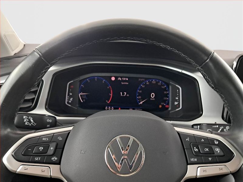 Volkswagen T-Roc (2025) 1.5 TSI - fotka 17 z 17