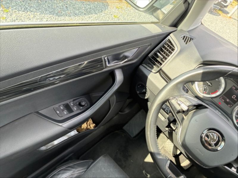 Škoda Karoq 2,0 TDI 110 4x4 Style AT - fotka 9 z 9