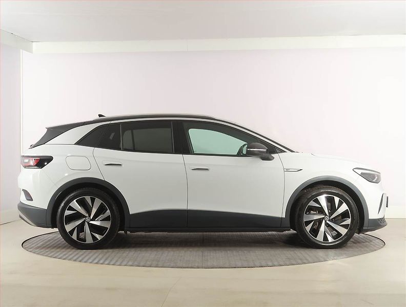Volkswagen ID.4 (2021) Pro Perf. (82 kWh), digi klima - fotka 6 z 24