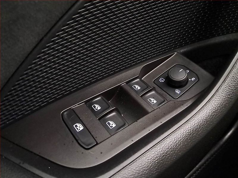 Škoda Octavia (2024) RS 2.0 TSI - fotka 20 z 23