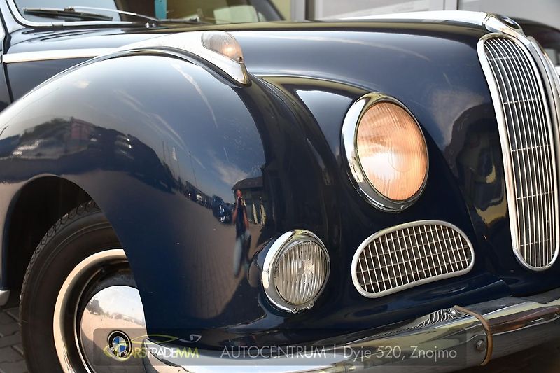 BMW Ostatní 502 3.2 Super V8 - fotka 40 z 41