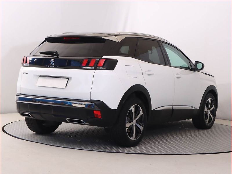 Peugeot 3008 (2018) 1.2 PureTech, Serv.kniha, Kůže - fotka 5 z 23