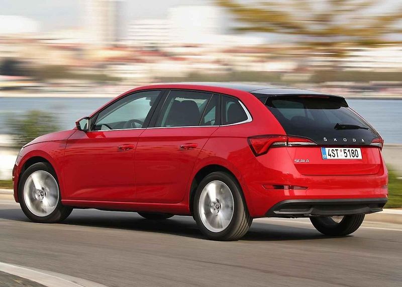 Škoda Scala uspěla jako kompaktní rodinné auto roku 2019.