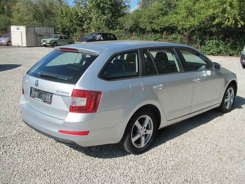 Škoda Octavia 1.2 TSI - fotka 6 z 17