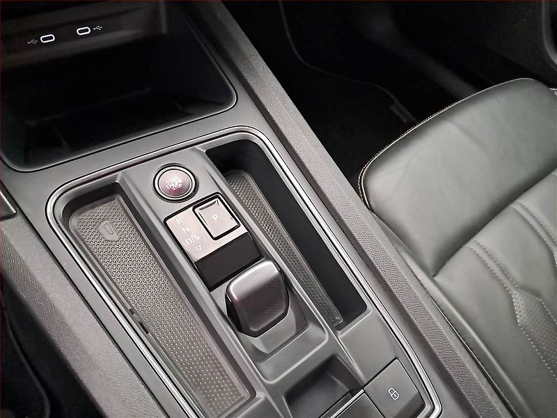 Cupra Formentor (2022) 2.0 TSI 4Drive - fotka 16 z 19