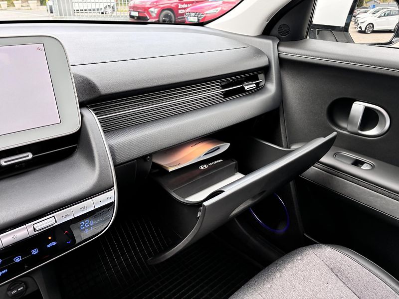 Hyundai Ioniq 5 58KWH-125KW,STYLE,ZÁRUKA,1MAJI - fotka 32 z 38