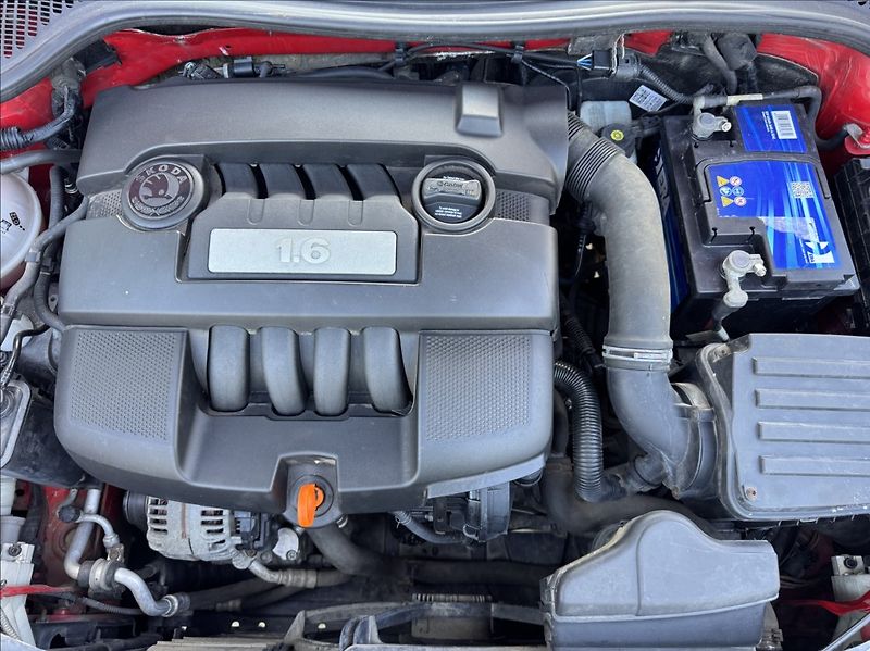 Škoda Octavia 1,6 MPi 75kW tažné původ ČR - fotka 38 z 50