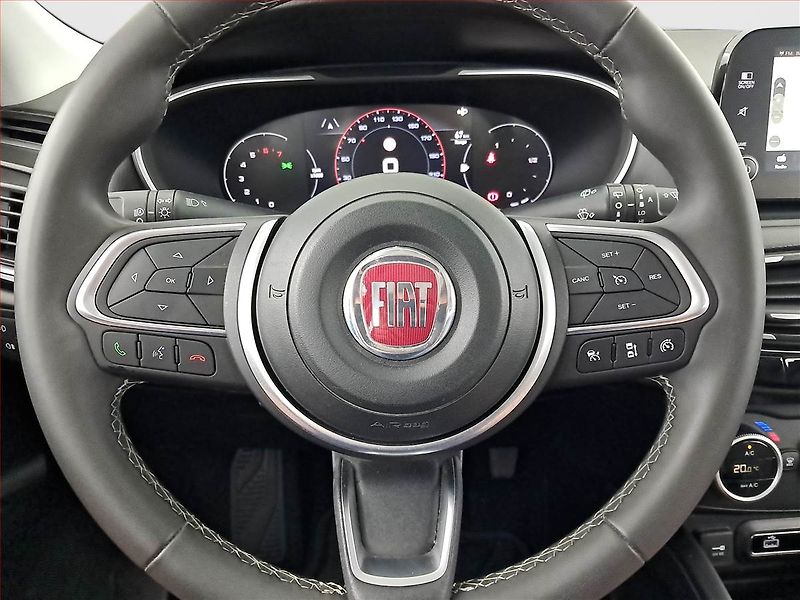 Fiat Tipo (2022) Cross 1.0 FireFly, ČR,1.maj - fotka 17 z 17