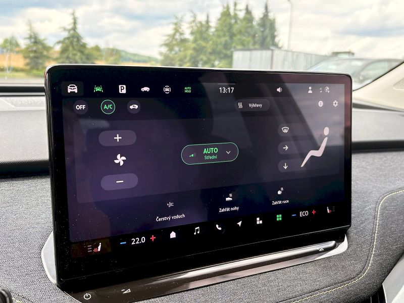 Škoda Elroq (2025) 82 KWH 210 KW - fotka 16 z 31