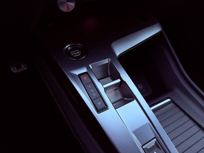 Peugeot 408 1.2 PureTech Aut. GT-Line, ČR - fotka 30 z 36