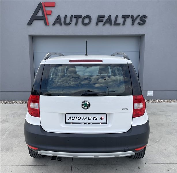 Škoda Yeti 2,0 TDI 81KW 4X4 ČR. - fotka 4 z 22