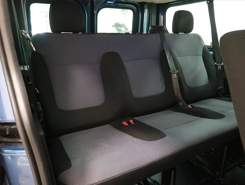Opel Vivaro (2016) 1.6 BiCDTI, Bus, 9Míst - fotka 15 z 19