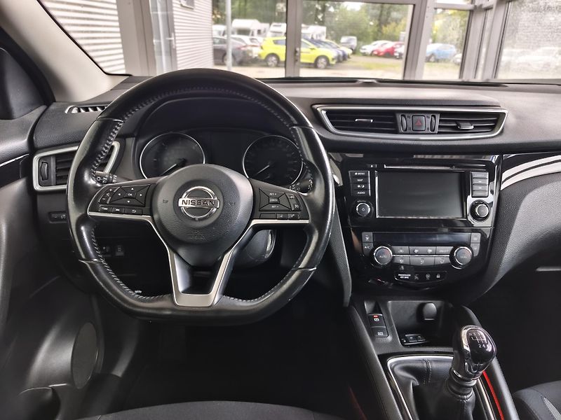 Nissan Qashqai (2019) 1.7 DCi 110kW 4x4 Acenta - fotka 11 z 21