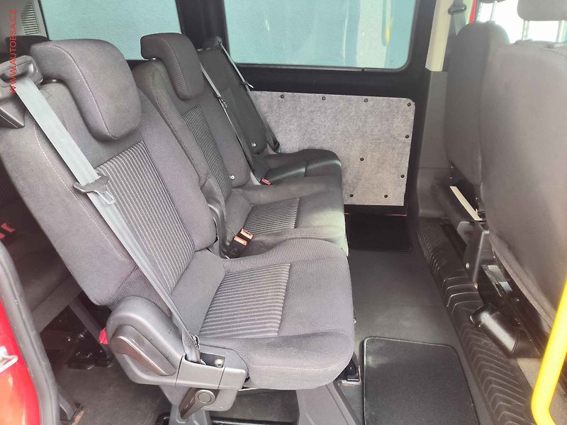 Ford Transit Custom (2017) 2.0TDCi 8míst, TREND, AC - fotka 11 z 20
