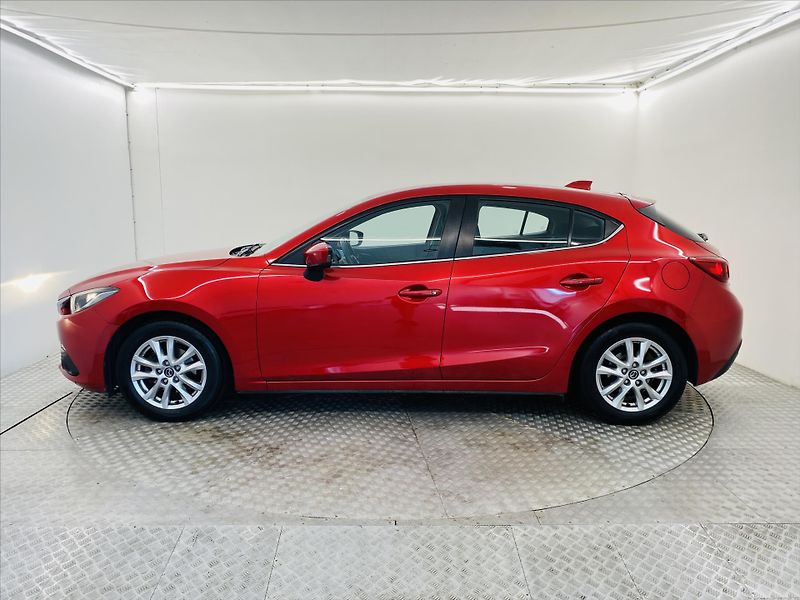 Mazda 3 1,5 Skyactiv-G Navi - fotka 3 z 26