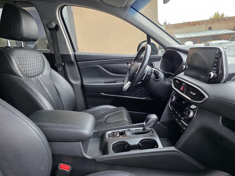 Hyundai Santa Fe 2.2-PREMIUM-AUTOMAT-KŮŽE - fotka 28 z 35